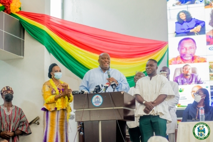 Elizabeth Kwatsoe Sackey, 25 others sworn into office 